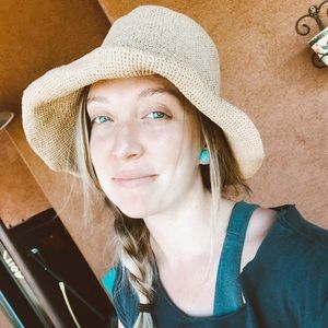 Meet your Posher, Bailey